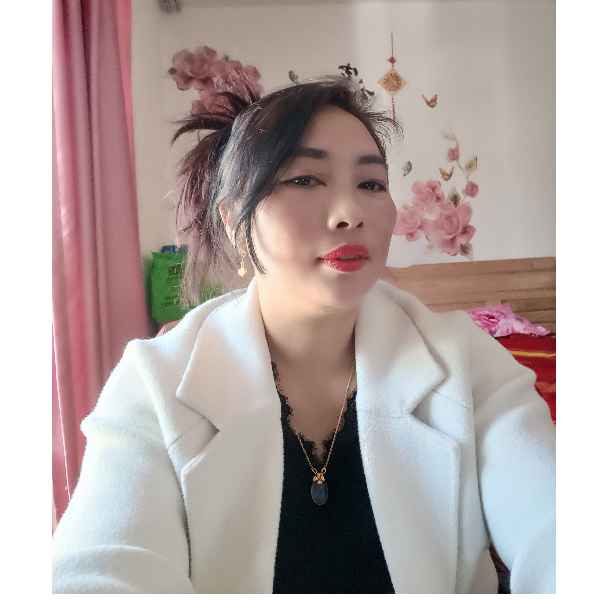 云南44岁单身美女真诚找对象-遂川征婚相亲网