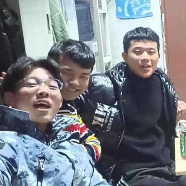 河南27岁单身帅哥真诚找对象-遂川征婚相亲网