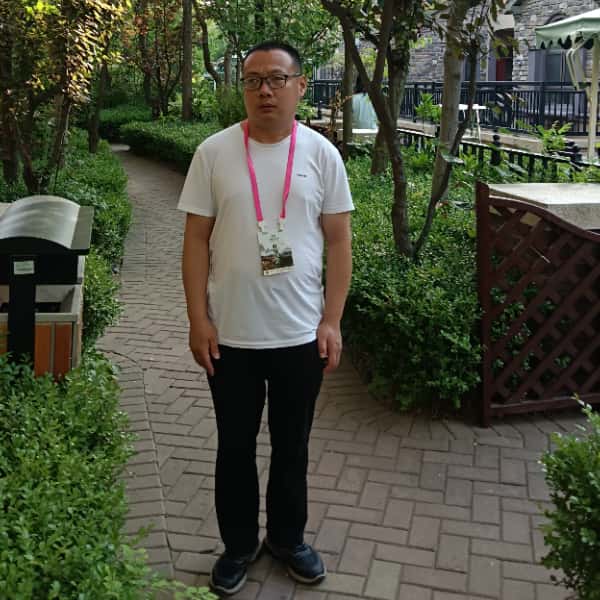 山东40岁单身帅哥真诚找对象-遂川征婚相亲网