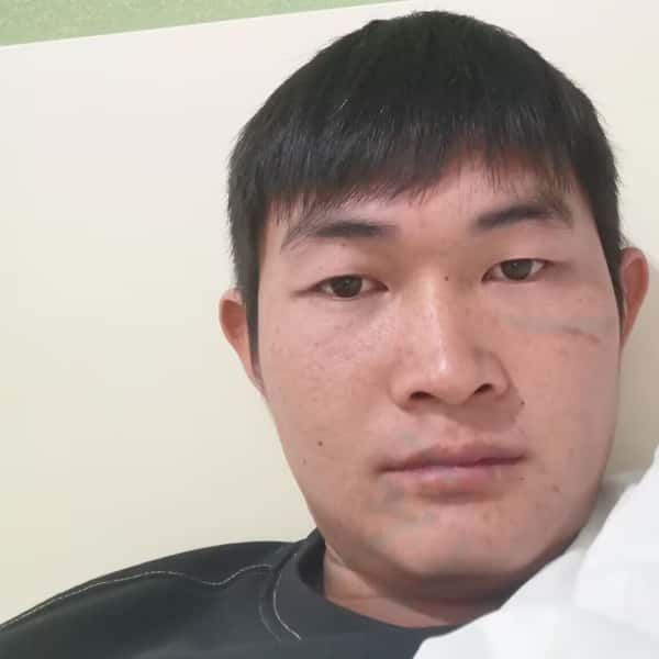 四川25岁单身帅哥真诚找对象-遂川征婚相亲网