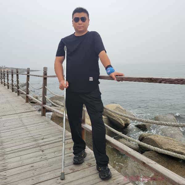 山西34岁单身帅哥真诚找对象-遂川征婚相亲网